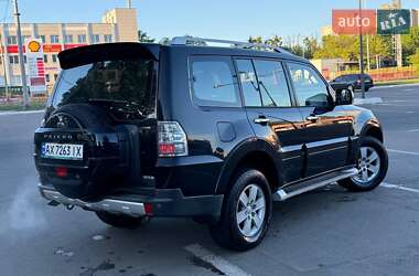 Внедорожник / Кроссовер Mitsubishi Pajero Wagon 2007 в 