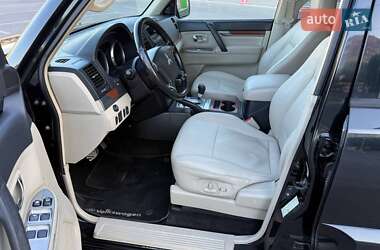 Внедорожник / Кроссовер Mitsubishi Pajero Wagon 2007 в 