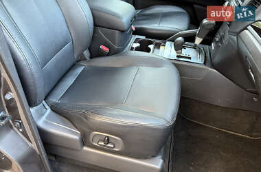 Внедорожник / Кроссовер Mitsubishi Pajero Wagon 2013 в 