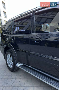 Позашляховик / Кросовер Mitsubishi Pajero Wagon 2007 в 