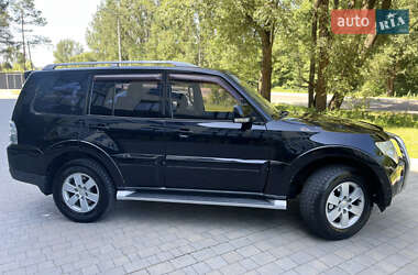 Позашляховик / Кросовер Mitsubishi Pajero Wagon 2007 в 