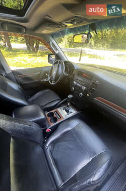 Позашляховик / Кросовер Mitsubishi Pajero Wagon 2007 в 