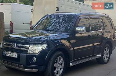 Внедорожник / Кроссовер Mitsubishi Pajero Wagon 2008 в 