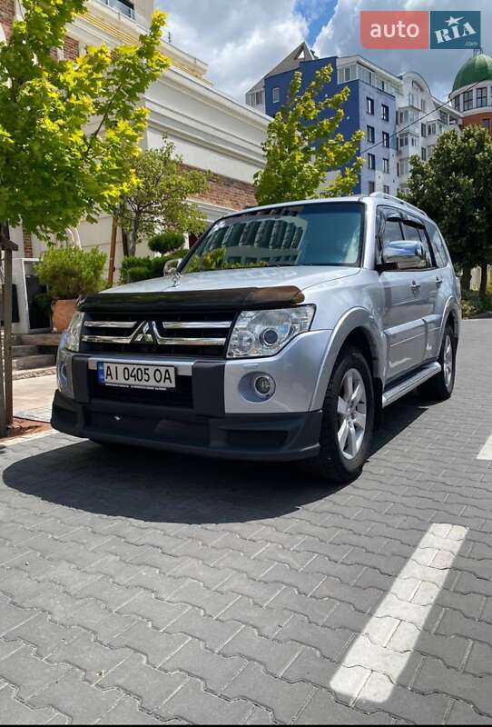 Mitsubishi Pajero Wagon 2008