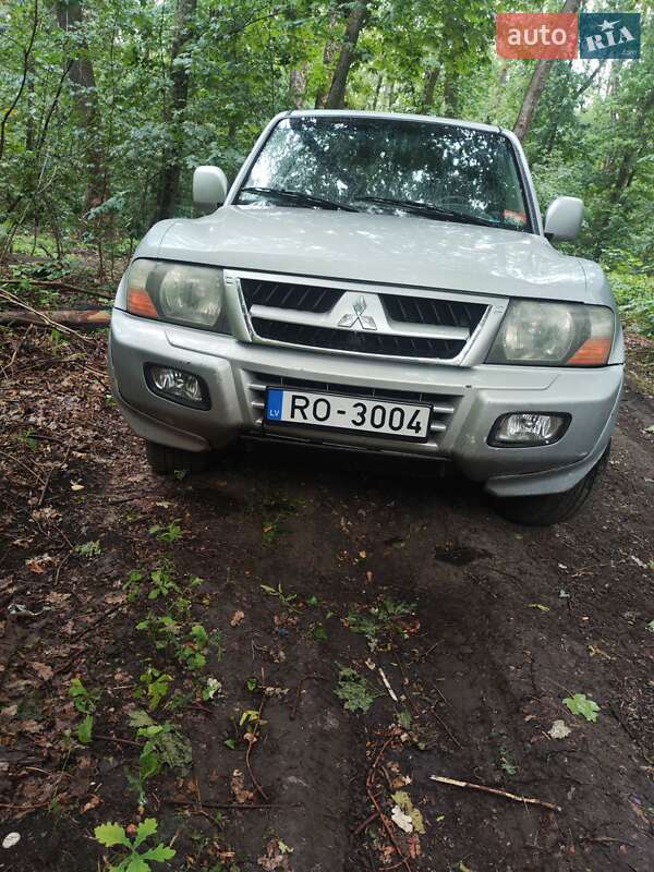 Позашляховик / Кросовер Mitsubishi Pajero Wagon 2003 в Харкові
