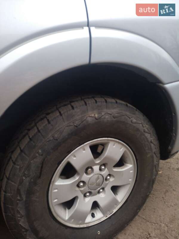 Внедорожник / Кроссовер Mitsubishi Pajero Wagon 2007 в Черкассах