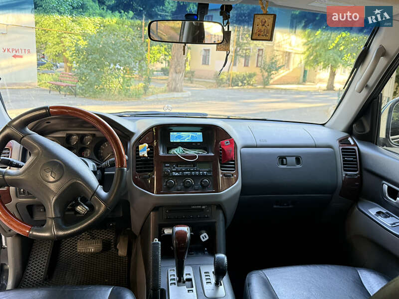 Внедорожник / Кроссовер Mitsubishi Pajero Wagon 2006 в Одессе