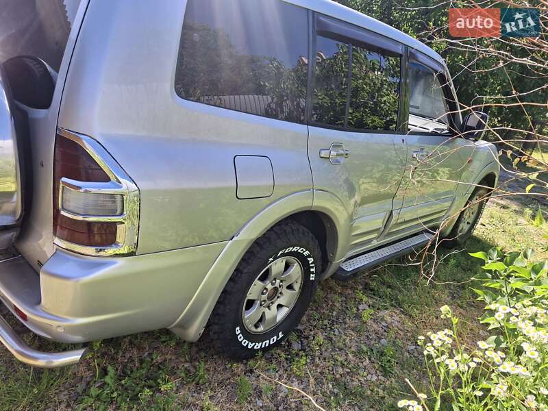 Позашляховик / Кросовер Mitsubishi Pajero Wagon 2001 в Львові