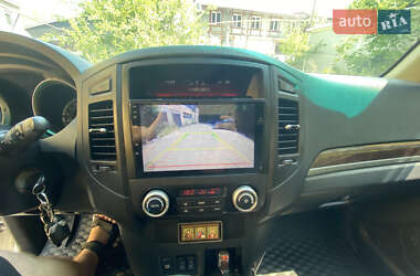 Внедорожник / Кроссовер Mitsubishi Pajero Wagon 2013 в 