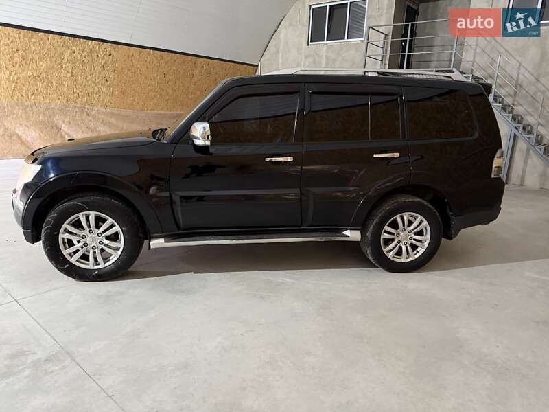 Позашляховик / Кросовер Mitsubishi Pajero Wagon 2007 в Чернівцях фото 4 Позашляховик / Кросовер Mitsubishi Pajero Wagon 2007 в Чернівцях