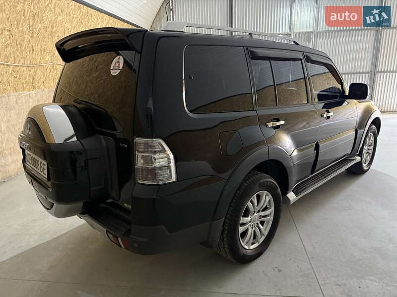 Позашляховик / Кросовер Mitsubishi Pajero Wagon 2007 в Чернівцях фото 3 Позашляховик / Кросовер Mitsubishi Pajero Wagon 2007 в Чернівцях