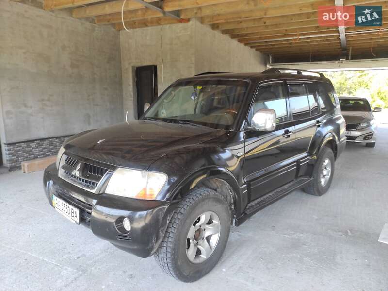 Внедорожник / Кроссовер Mitsubishi Pajero Wagon 2005 в Киеве