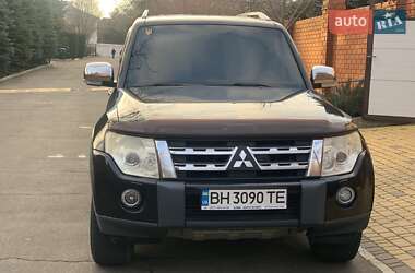 Внедорожник / Кроссовер Mitsubishi Pajero Wagon 2007 в 