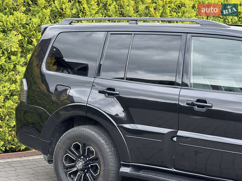Внедорожник / Кроссовер Mitsubishi Pajero Wagon 2008 в Стрые
