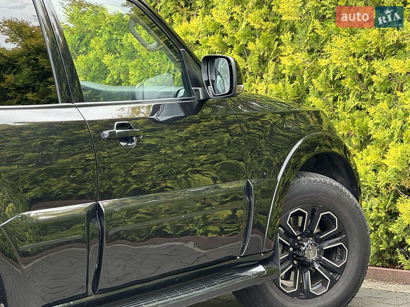 Внедорожник / Кроссовер Mitsubishi Pajero Wagon 2008 в Стрые