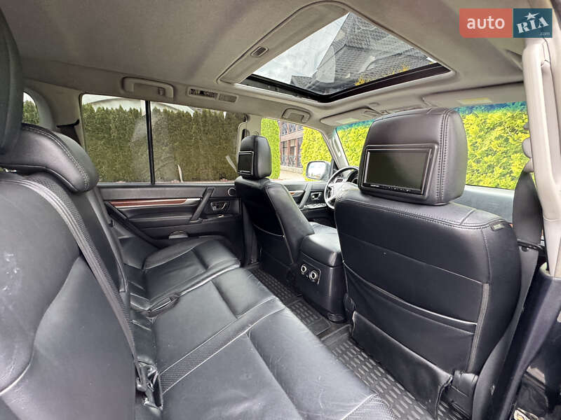 Внедорожник / Кроссовер Mitsubishi Pajero Wagon 2008 в Стрые