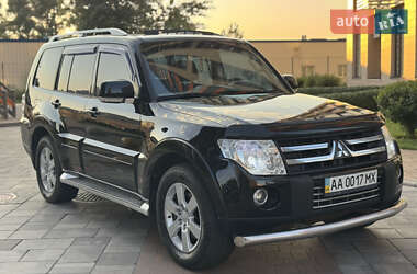 Внедорожник / Кроссовер Mitsubishi Pajero Wagon 2007 в Киеве
