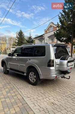 Внедорожник / Кроссовер Mitsubishi Pajero Wagon 2008 в 
