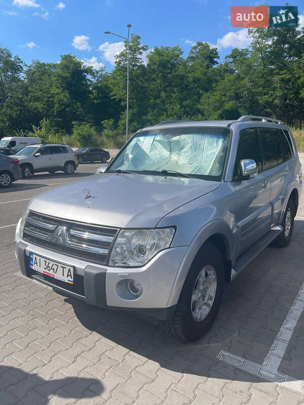 Mitsubishi Pajero Wagon 2008