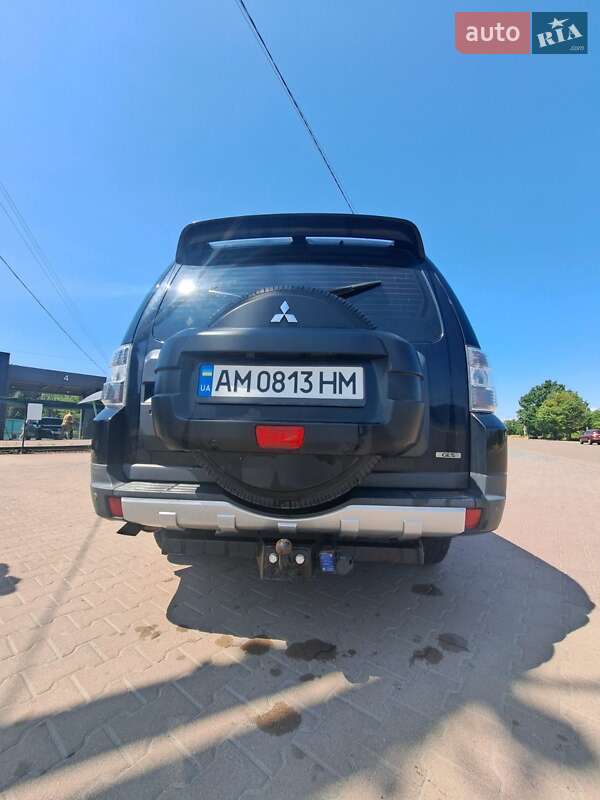 Внедорожник / Кроссовер Mitsubishi Pajero Wagon 2007 в Житомире