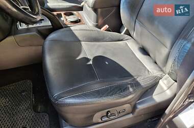 Позашляховик / Кросовер Mitsubishi Pajero Wagon 2013 в 