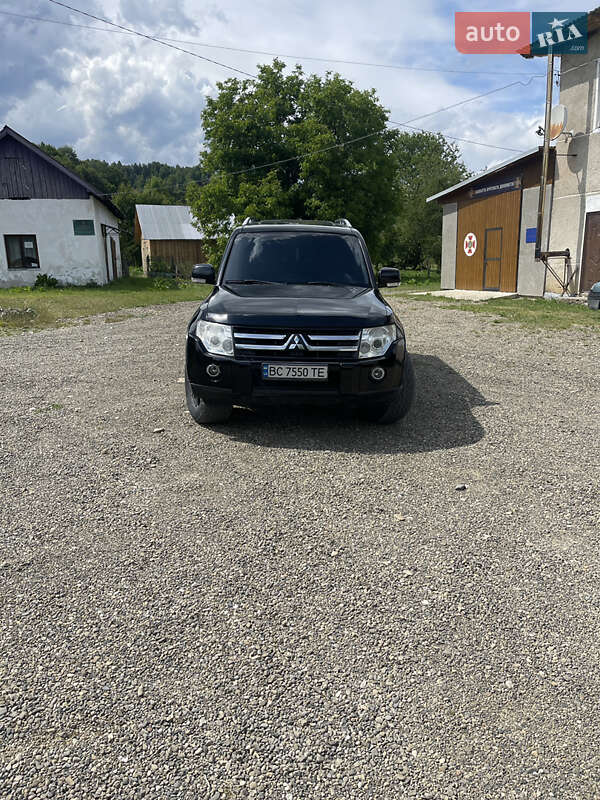 Mitsubishi Pajero Wagon 2008