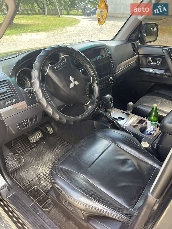 Внедорожник / Кроссовер Mitsubishi Pajero Wagon 2008 в Ивано-Франковске