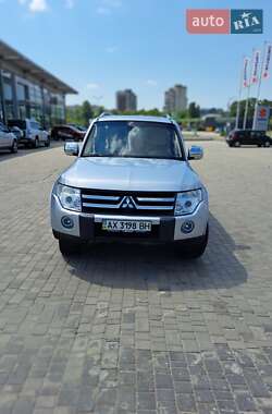 Внедорожник / Кроссовер Mitsubishi Pajero Wagon 2007 в Высоком