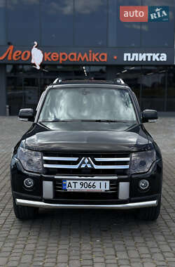 Внедорожник / Кроссовер Mitsubishi Pajero Wagon 2008 в 