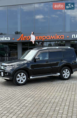 Внедорожник / Кроссовер Mitsubishi Pajero Wagon 2008 в 