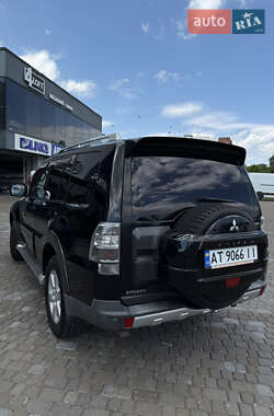 Внедорожник / Кроссовер Mitsubishi Pajero Wagon 2008 в 