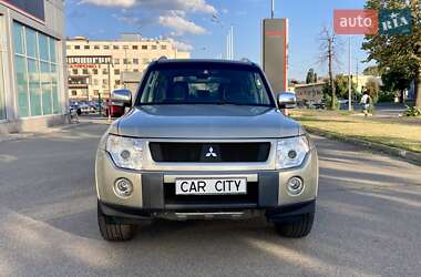 Внедорожник / Кроссовер Mitsubishi Pajero Wagon 2007 в 