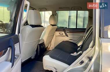 Внедорожник / Кроссовер Mitsubishi Pajero Wagon 2007 в 