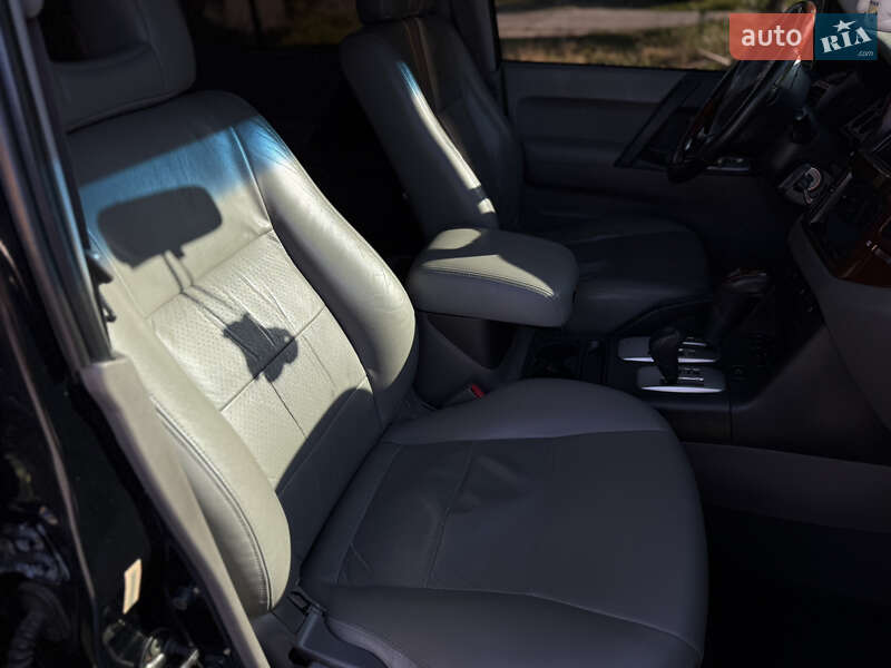 Внедорожник / Кроссовер Mitsubishi Pajero Wagon 2006 в Черкассах