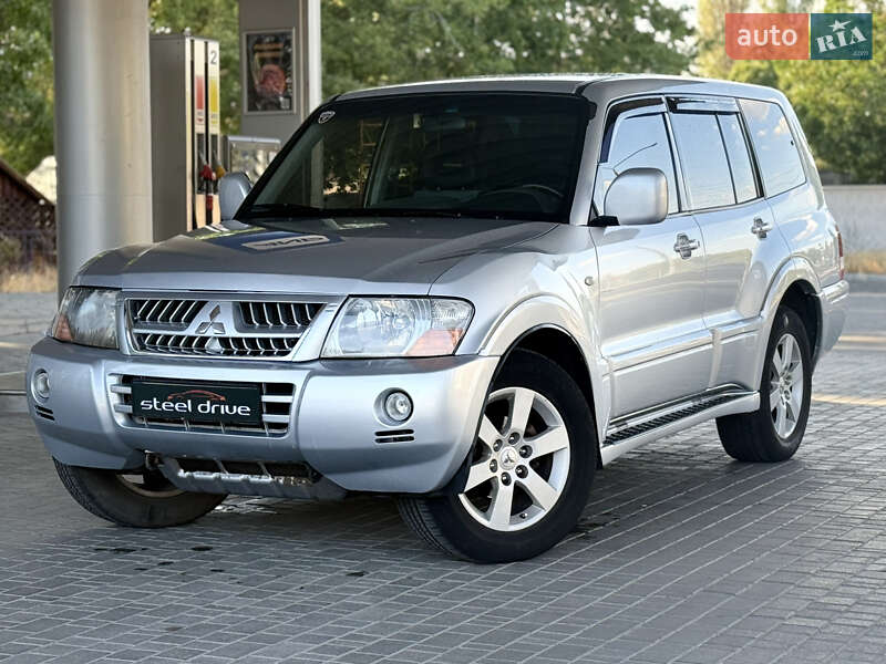 Mitsubishi Pajero Wagon 2005