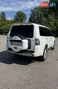 Внедорожник / Кроссовер Mitsubishi Pajero Wagon 2012 в 