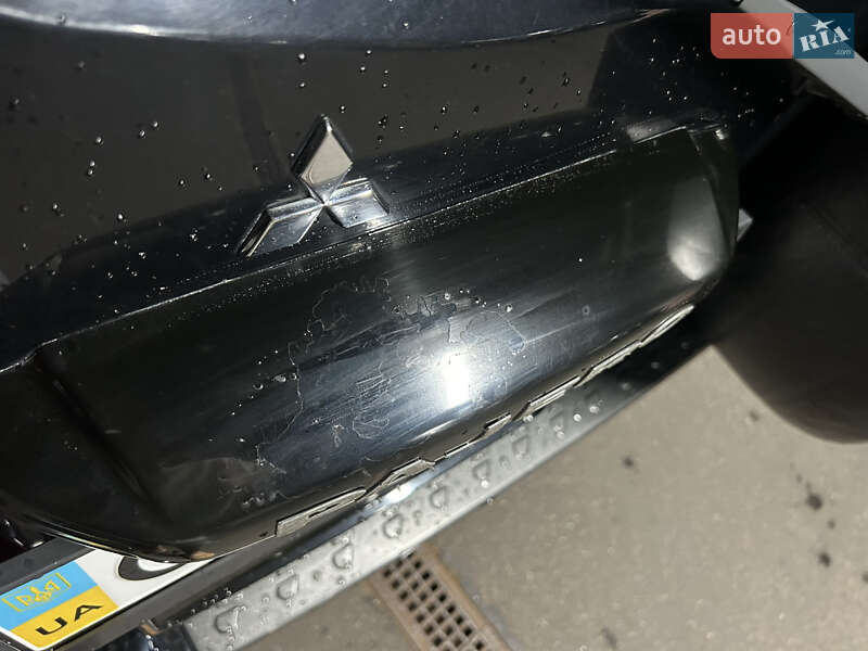 Внедорожник / Кроссовер Mitsubishi Pajero Wagon 2006 в Киеве фото 10 Внедорожник / Кроссовер Mitsubishi Pajero Wagon 2006 в Киеве