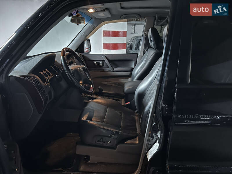 Внедорожник / Кроссовер Mitsubishi Pajero Wagon 2006 в Киеве фото 33 Внедорожник / Кроссовер Mitsubishi Pajero Wagon 2006 в Киеве