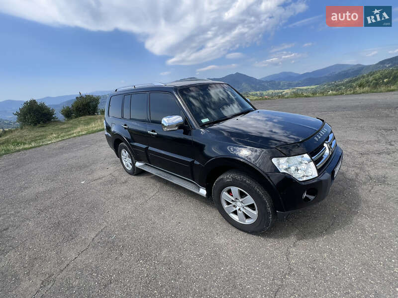 Внедорожник / Кроссовер Mitsubishi Pajero Wagon 2008 в Тячеве