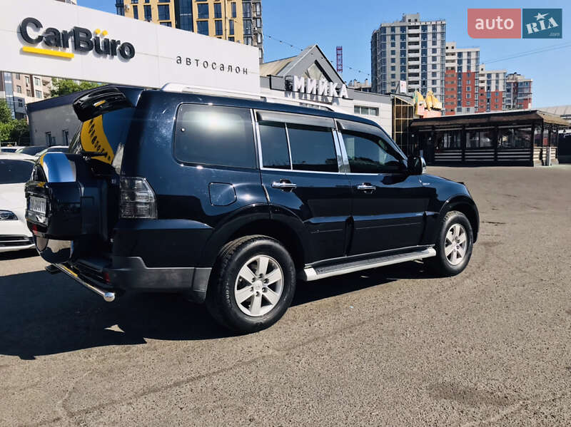 Внедорожник / Кроссовер Mitsubishi Pajero Wagon 2007 в Одессе фото 4 Внедорожник / Кроссовер Mitsubishi Pajero Wagon 2007 в Одессе