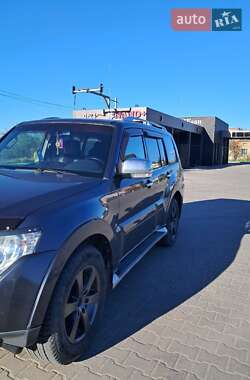 Позашляховик / Кросовер Mitsubishi Pajero Wagon 2007 в Львові