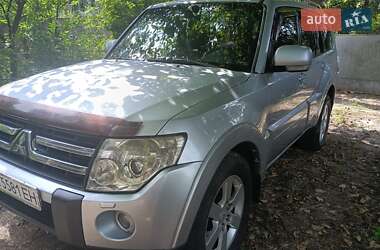 Внедорожник / Кроссовер Mitsubishi Pajero Wagon 2006 в Киеве