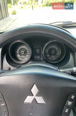 Внедорожник / Кроссовер Mitsubishi Pajero Wagon 2007 в 