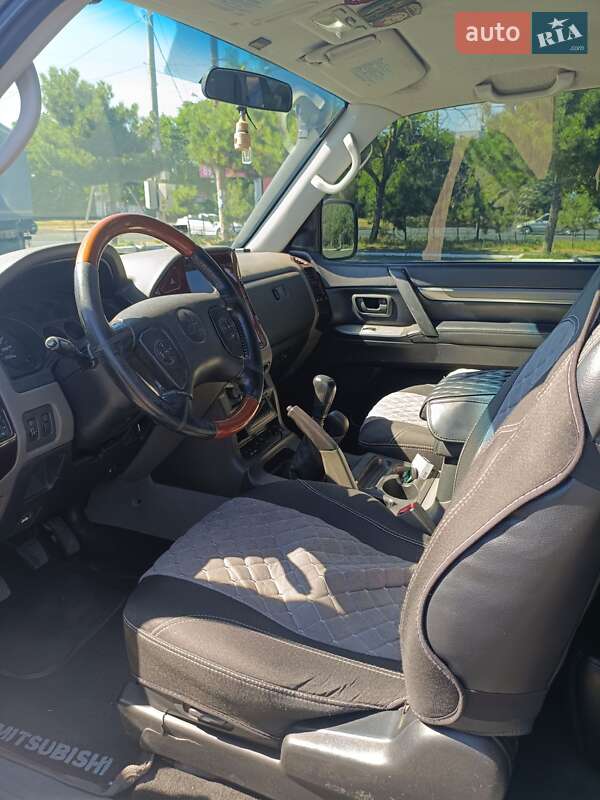 Внедорожник / Кроссовер Mitsubishi Pajero Wagon 2001 в Одессе