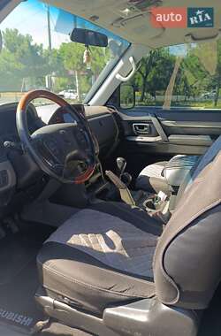 Внедорожник / Кроссовер Mitsubishi Pajero Wagon 2001 в 