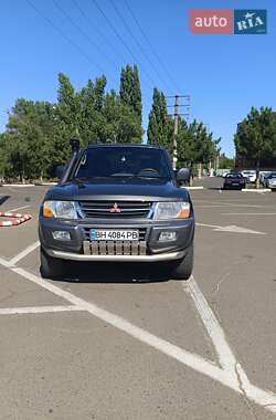 Внедорожник / Кроссовер Mitsubishi Pajero Wagon 2001 в 