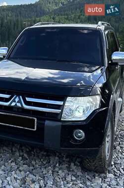 Внедорожник / Кроссовер Mitsubishi Pajero Wagon 2007 в Надворной