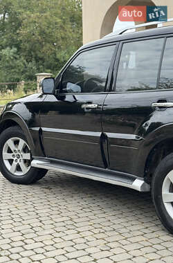 Внедорожник / Кроссовер Mitsubishi Pajero Wagon 2008 в 