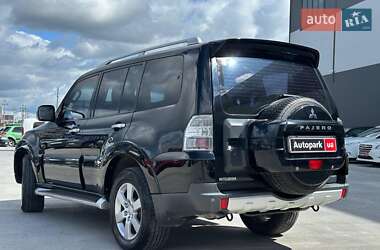 Внедорожник / Кроссовер Mitsubishi Pajero Wagon 2007 в 