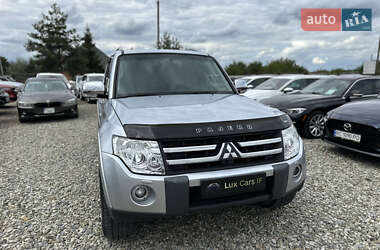 Внедорожник / Кроссовер Mitsubishi Pajero Wagon 2008 в 